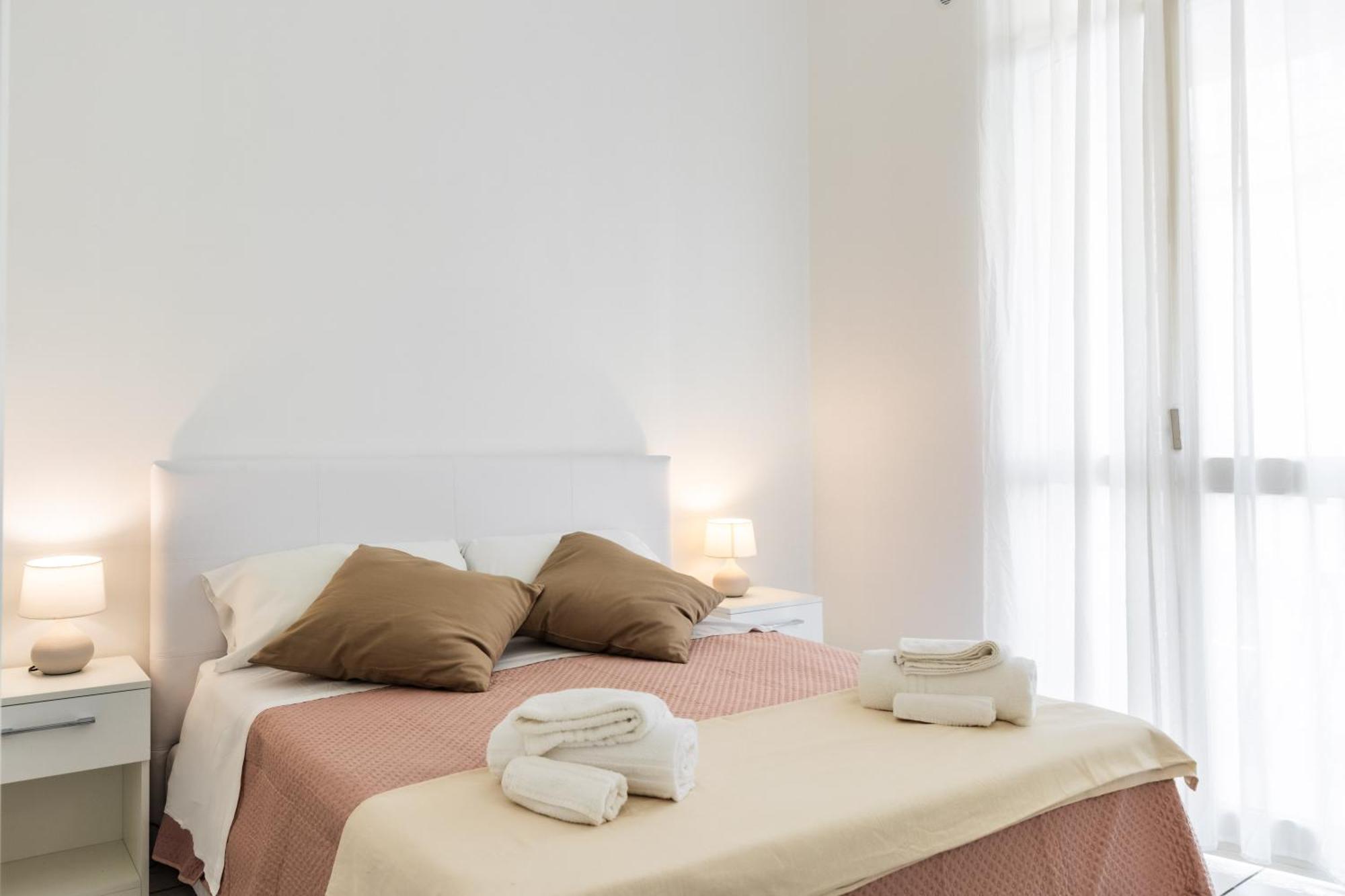 Fronte Mare Apartments & City Views Syracuse ภายนอก รูปภาพ